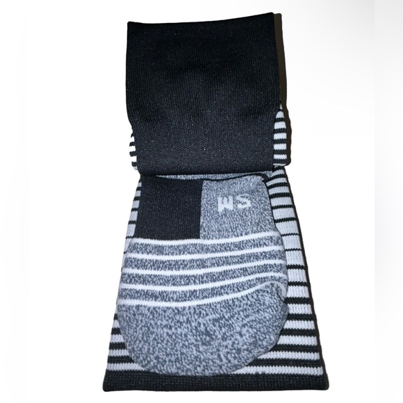 Adidas Team Speed OTC Soccer Socks 1 Pair Youth 13C-4Y Black & White w Logo NEW! - Picture 7 of 10